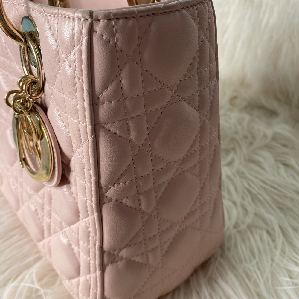 Lady Dior handbag - Picture 12 of 17